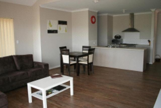 Cosy Corner Beach Cottages Kronkup Ruang foto