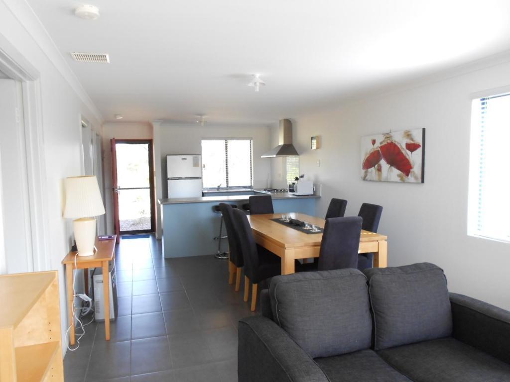 Cosy Corner Beach Cottages Kronkup Ruang foto